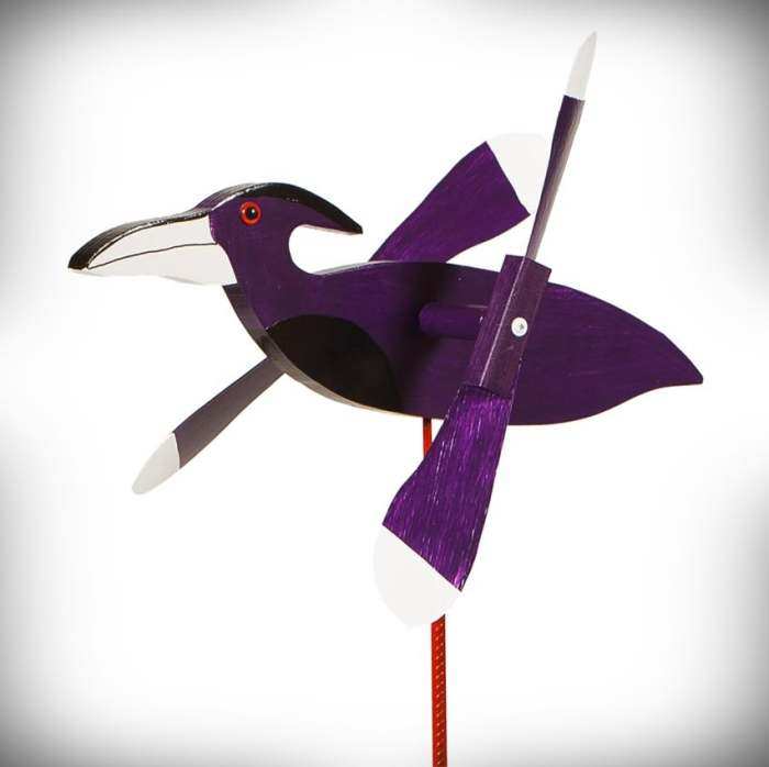 Whirlybird Raven Spinner w/Pole